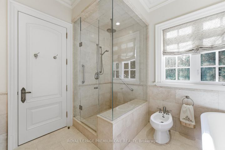 Photo 27 at 155 Cook's Mill Crescent, Patterson, Vaughan