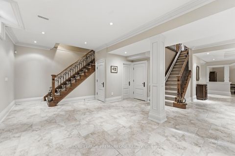 Photo 35 at 155 Cook's Mill Crescent, Patterson, Vaughan