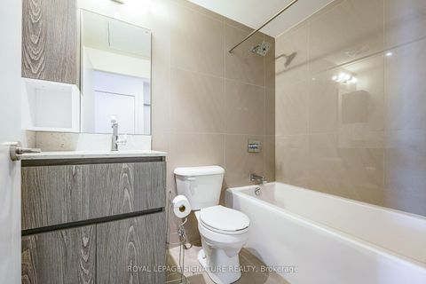 Photo 14 at 732 - 30 Baseball Place, South Riverdale, Toronto