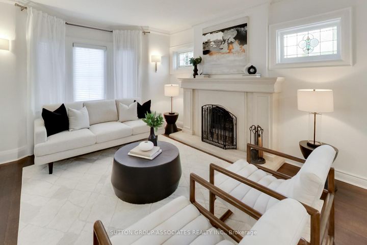 Photo 10 at 116 Maplewood Avenue, Cedarvale, Toronto