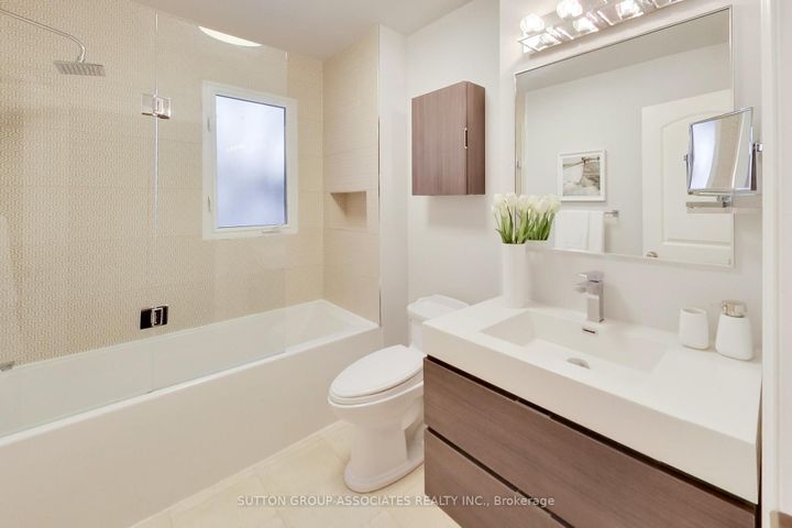 Photo 25 at 116 Maplewood Avenue, Cedarvale, Toronto