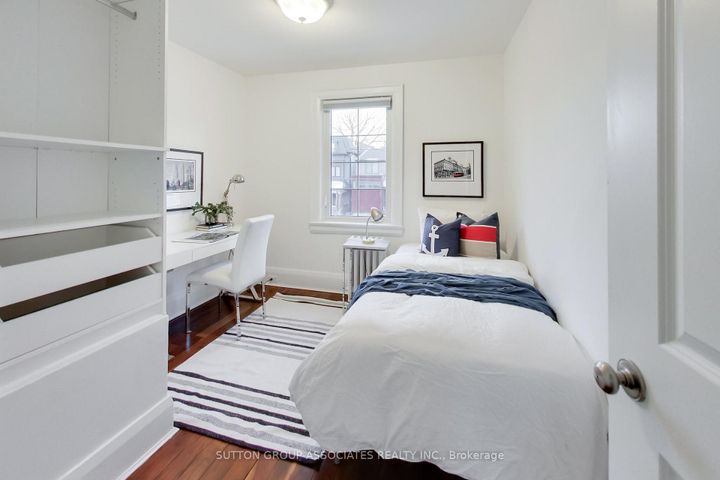 Photo 30 at 116 Maplewood Avenue, Cedarvale, Toronto