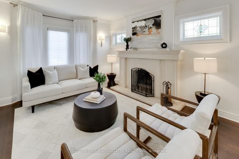 Photo 10 at 116 Maplewood Avenue, Cedarvale, Toronto