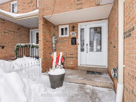 Photo 1 at 86 Agincourt Road, West Woodbridge, Vaughan
