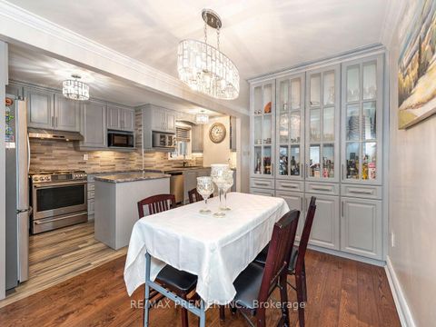 Photo 14 at 86 Agincourt Road, West Woodbridge, Vaughan