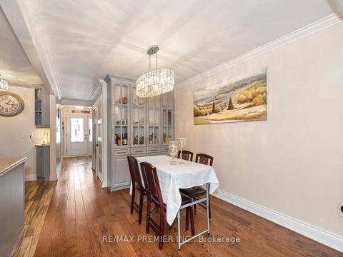 Photo 16 at 86 Agincourt Road, West Woodbridge, Vaughan