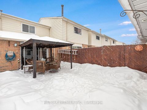 Photo 46 at 86 Agincourt Road, West Woodbridge, Vaughan