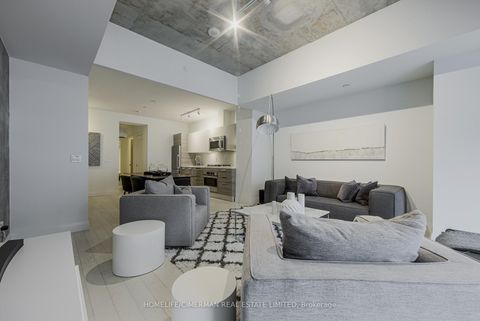 Photo 14 at 501 - 224 King Street W, Waterfront Communities C1, Toronto