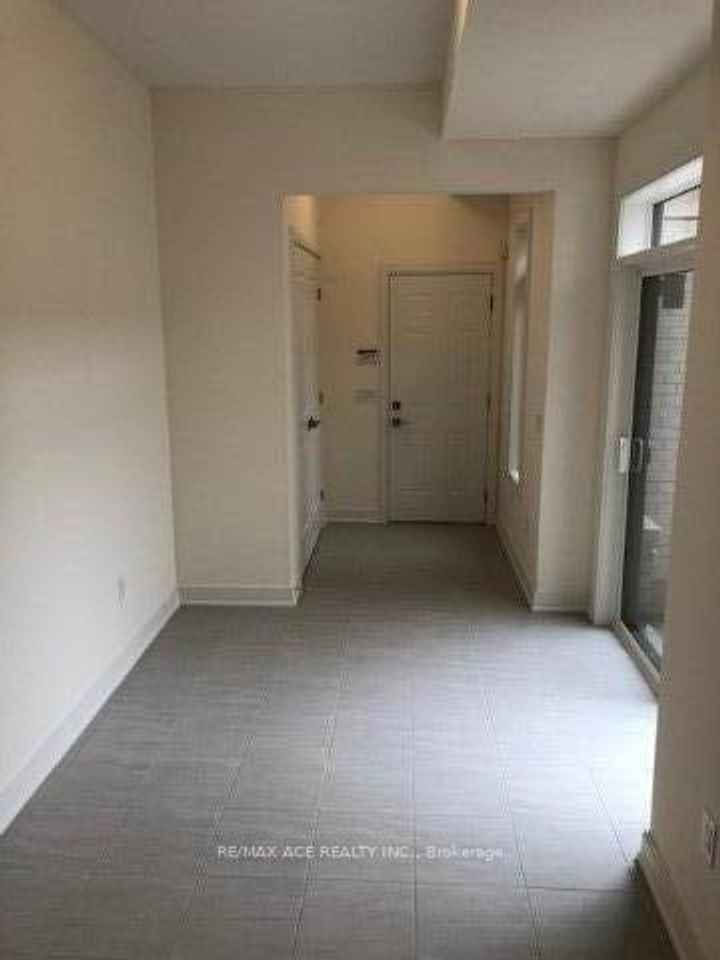 Photo 11 at 88 Pearman Crescent, Northwest Brampton, Brampton