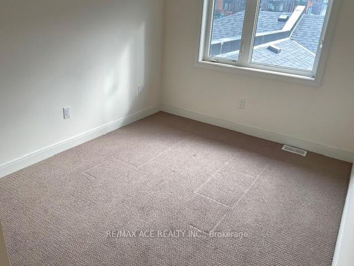 Photo 19 at 88 Pearman Crescent, Northwest Brampton, Brampton