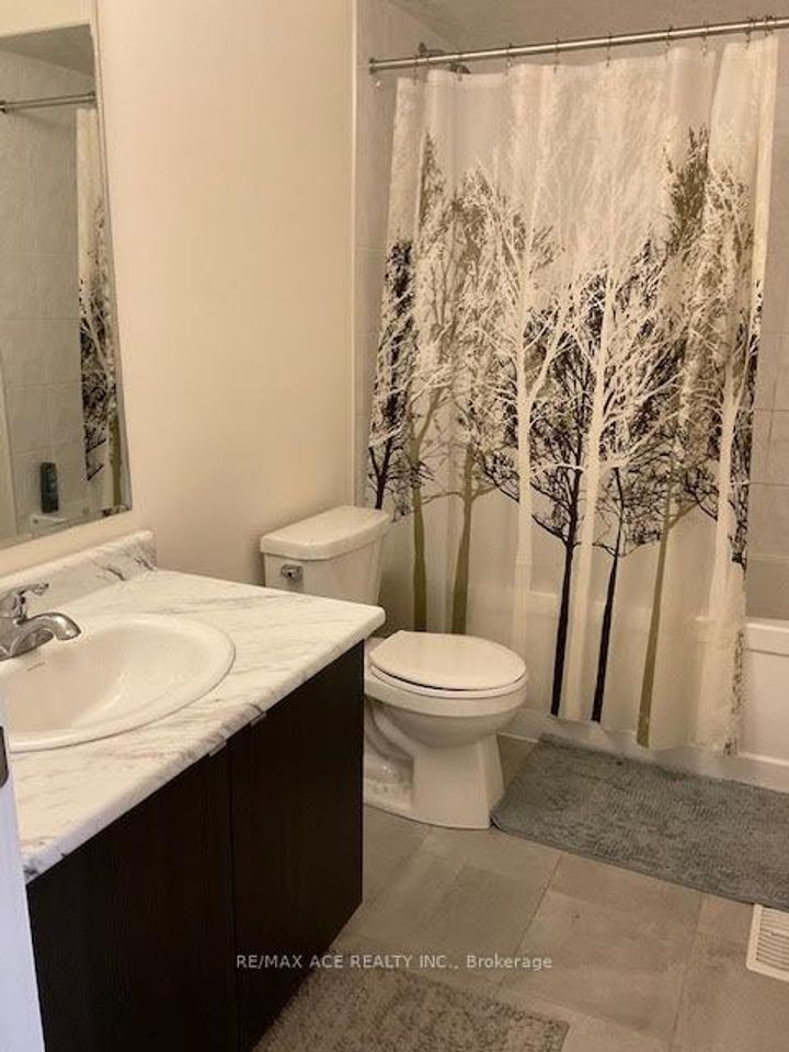 Photo 21 at 88 Pearman Crescent, Northwest Brampton, Brampton