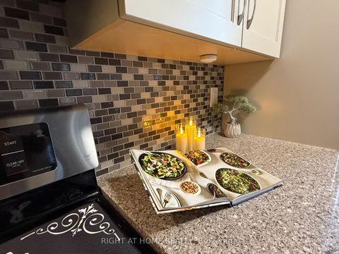 Photo 10 at 1206 - 3231 Eglinton Avenue E, Scarborough Village, Toronto