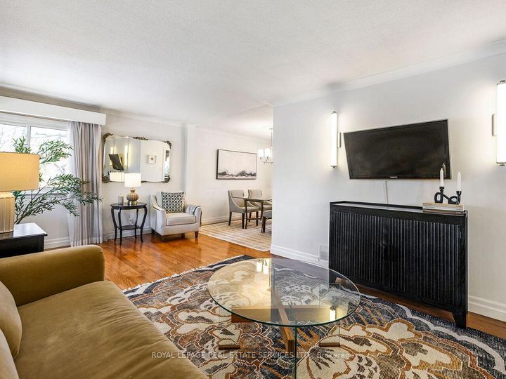 Photo 8 at 1602 Carletta Drive, Lakeview, Mississauga