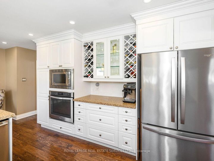 Photo 16 at 1602 Carletta Drive, Lakeview, Mississauga