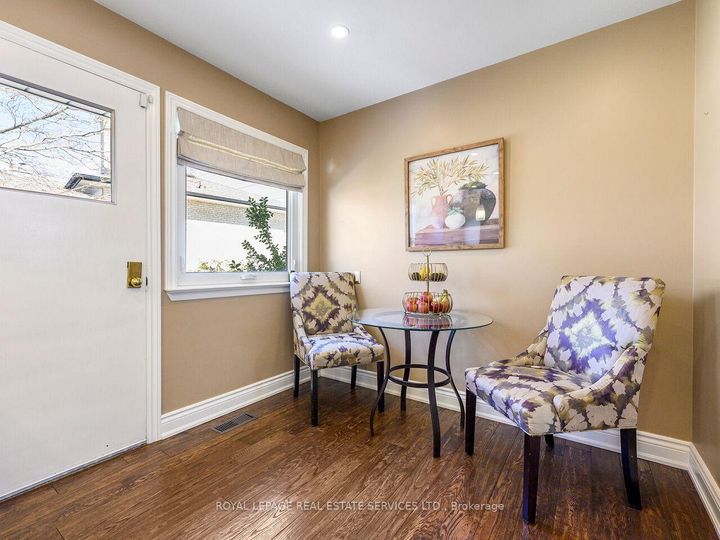 Photo 18 at 1602 Carletta Drive, Lakeview, Mississauga