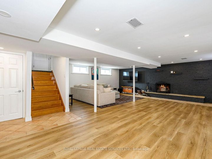 Photo 26 at 1602 Carletta Drive, Lakeview, Mississauga