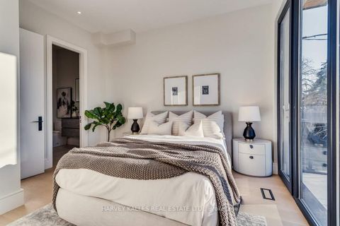 Photo 24 at 179 Palmerston Avenue, Bellwoods, Toronto