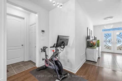 Photo 3 at 275 William Graham Drive, Rural Aurora, Aurora