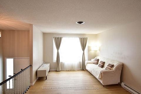 Photo 11 at 167 Little Avenue, Allandale Heights, Barrie