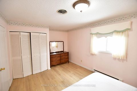 Photo 17 at 167 Little Avenue, Allandale Heights, Barrie