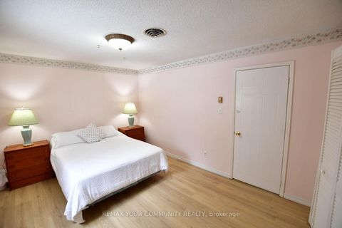 Photo 19 at 167 Little Avenue, Allandale Heights, Barrie