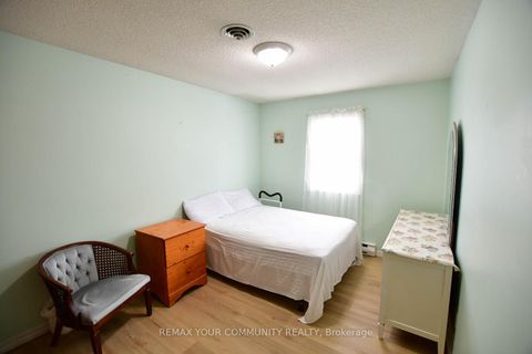 Photo 20 at 167 Little Avenue, Allandale Heights, Barrie