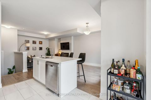 Photo 14 at 92 William Shearn Crescent, Angus Glen, Markham