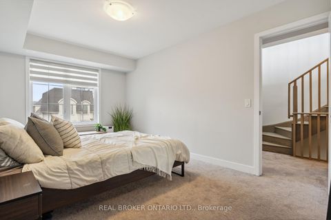 Photo 23 at 92 William Shearn Crescent, Angus Glen, Markham