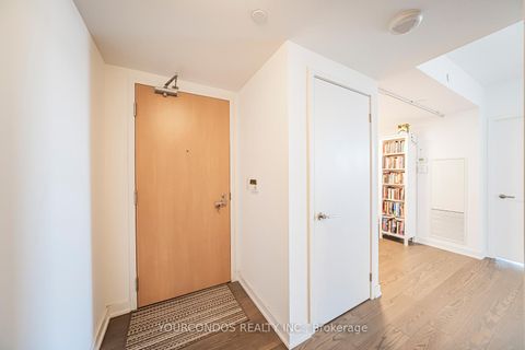 Photo 12 at 4206 - 11 Wellesley Street W, Bay Street Corridor, Toronto