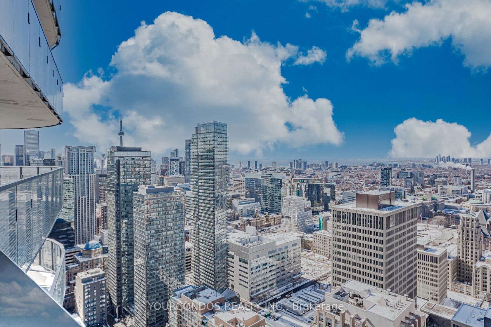 4206 - 11 Wellesley Street W, Bay Street Corridor, Toronto by Loree Meneguzzi Real Estate 4206 - 11 Wellesley Street W, Bay Street Corridor, Toronto