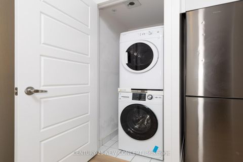 Photo 11 at 323 - 7 Kenaston Gardens, Bayview Village, Toronto