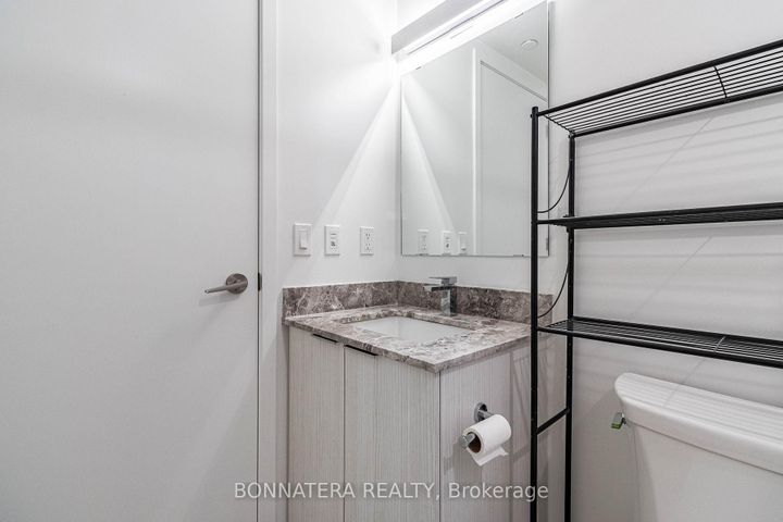 Photo 8 at 2113 - 501 Yonge Street, Yonge Corridor, Toronto