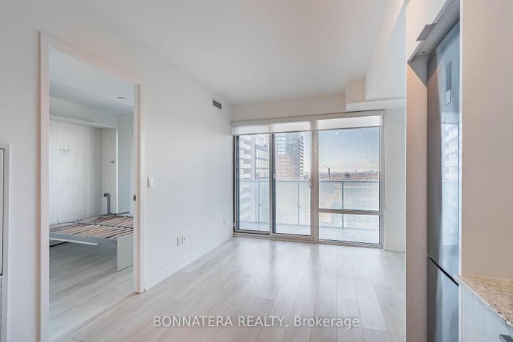 Photo 21 at 2113 - 501 Yonge Street, Yonge Corridor, Toronto