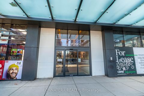 Photo 2 at 2113 - 501 Yonge Street, Yonge Corridor, Toronto