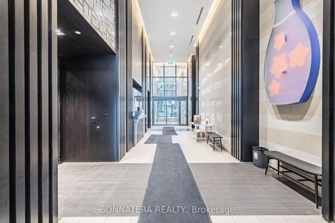 Photo 3 at 2113 - 501 Yonge Street, Yonge Corridor, Toronto