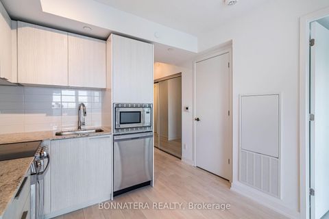 Photo 18 at 2113 - 501 Yonge Street, Yonge Corridor, Toronto