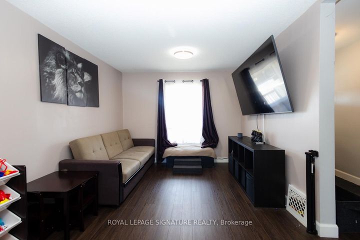 Photo 5 at 317 Britannia Avenue, Homeside, Hamilton