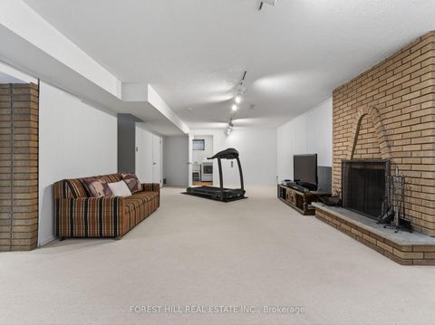 Photo 27 at 694 Conacher Drive, Newtonbrook East, Toronto