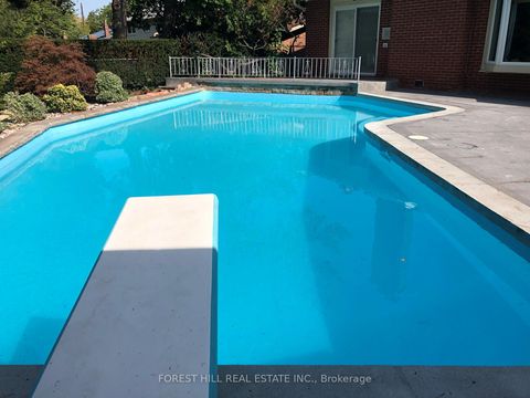 Photo 33 at 694 Conacher Drive, Newtonbrook East, Toronto