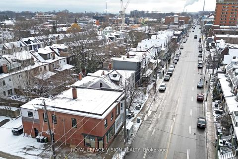 Photo 2 at 819 Pape Avenue, East York, Toronto