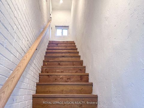 Photo 19 at 819 Pape Avenue, East York, Toronto