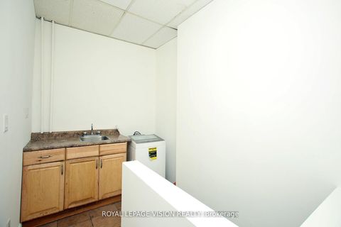 Photo 23 at 819 Pape Avenue, East York, Toronto