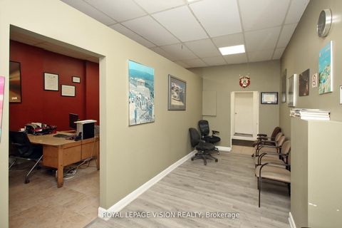 Photo 25 at 819 Pape Avenue, East York, Toronto