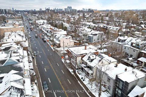 Photo 30 at 819 Pape Avenue, East York, Toronto