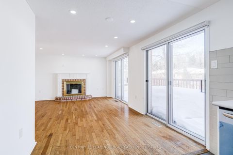 Photo 8 at 7 Nugent Court, Northwest, Barrie