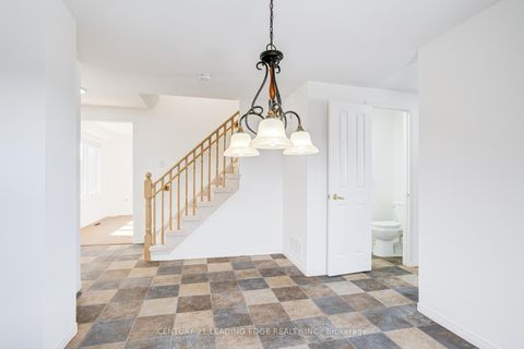 Photo 13 at 7 Nugent Court, Northwest, Barrie