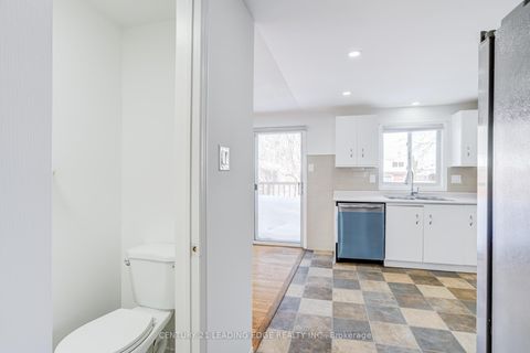 Photo 17 at 7 Nugent Court, Northwest, Barrie