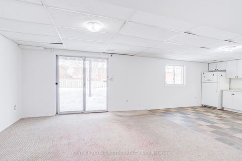 Photo 35 at 7 Nugent Court, Northwest, Barrie