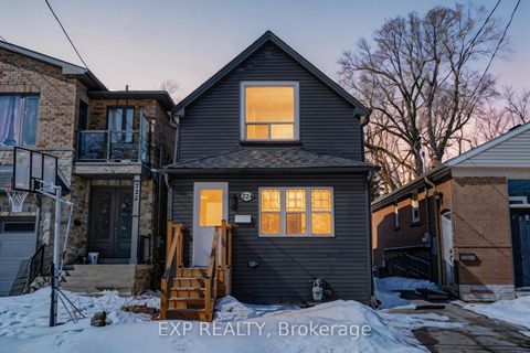 Photo 1 at 224 Aylesworth Avenue, Cliffside, Toronto