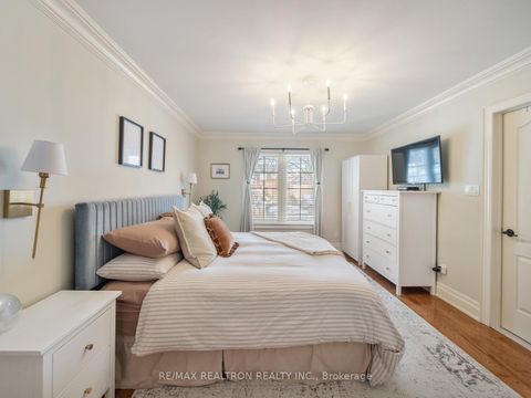 Photo 18 at 4 Coates Avenue, Oakwood Village, Toronto